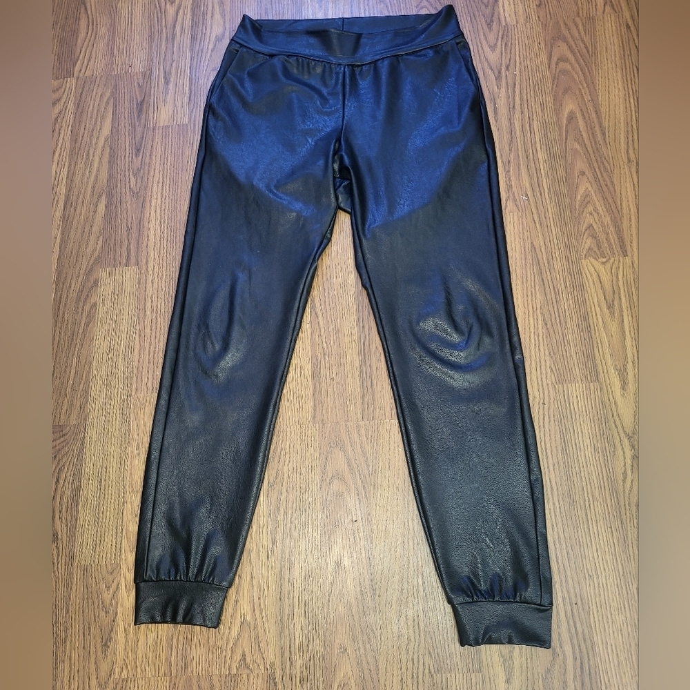 Commando Leather Tapered Pants Women’s W30 L27 Made in USA High-Rise Slim A70